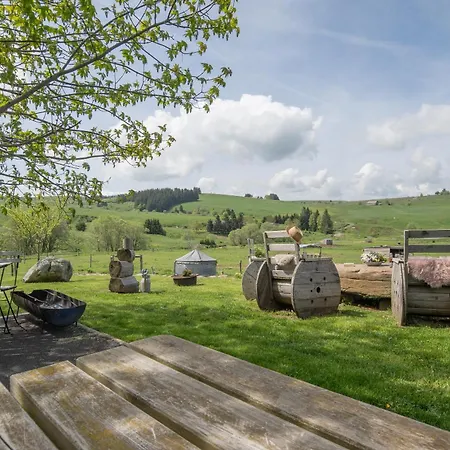 Du Pradel Alpstuga *